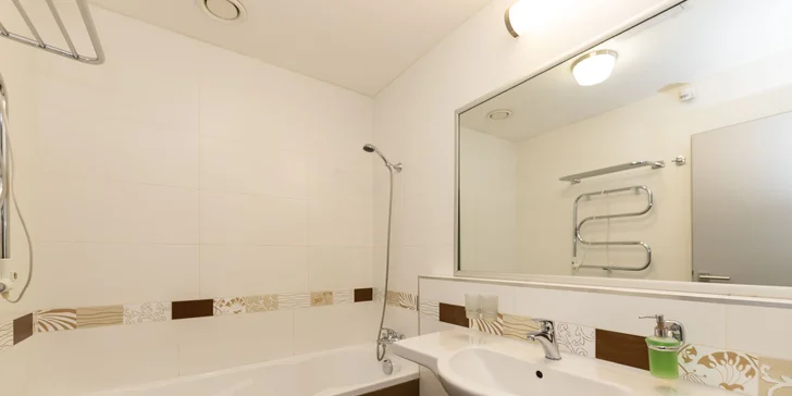 Pohodový oddych v Benešove: raňajky alebo polpenzia a športové aktivity aj wellness