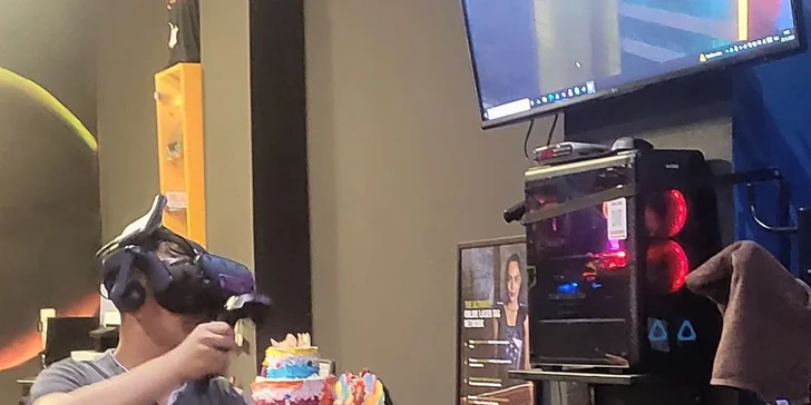 Darčekové poukážky do X Arény: Laser a Pixel game, VR, biliard, pretekársky simulátor, kvízy a i.