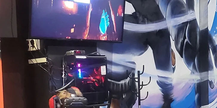 Darčekové poukážky do X Arény: Laser a Pixel game, VR, biliard, pretekársky simulátor, kvízy a i.