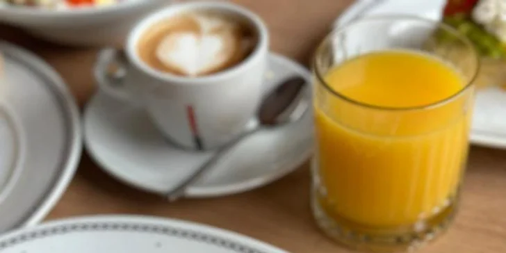 Pobyt v Karlových Varoch: raňajky, jazda kočom historickým centrom aj masáž