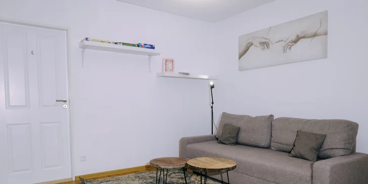 Krásny penzión v Jáchymove až pre 12 osôb: 4 spálne a vonkajšia terasa, asi 2,5 km od kúpeľov