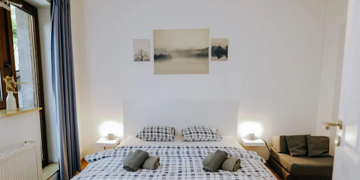 Krásny penzión v Jáchymove až pre 12 osôb: 4 spálne a vonkajšia terasa, asi 2,5 km od kúpeľov