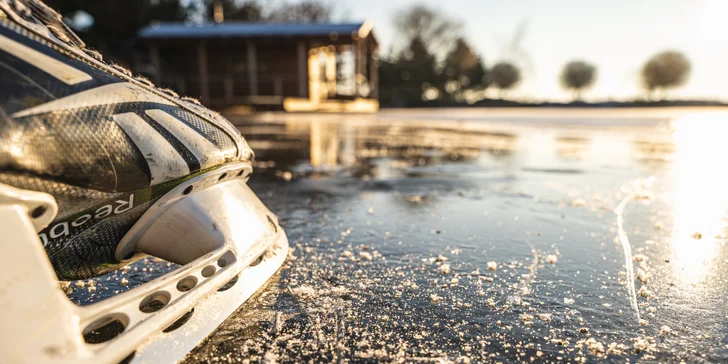 Pobyt vo vybavenom vodnom domčeku na Vysočine: požičanie loďky aj privátna sauna