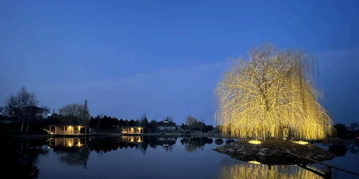 Pobyt vo vybavenom vodnom domčeku na Vysočine: požičanie loďky aj privátna sauna