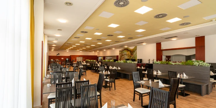 Wellness hotel na Lipně: raňajky a neobmedzene aquapark a saunový svet