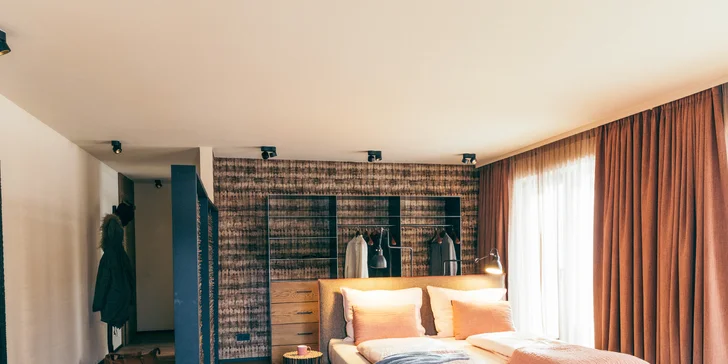 Hotel v rakúskych Alpách priamo pri zjazdovke: raňajky alebo gurmánska polpenzia, wellness aj karta výhod