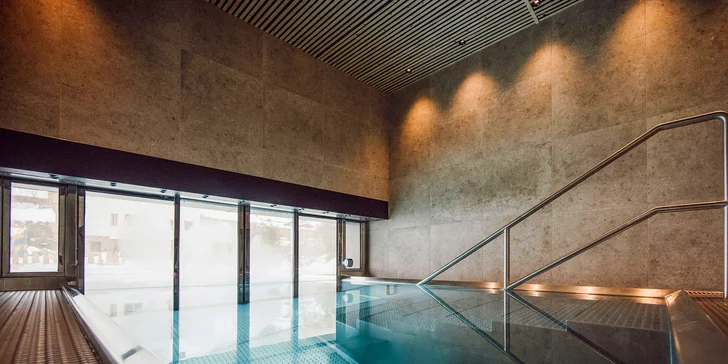 Hotel v rakúskych Alpách priamo pri zjazdovke: raňajky alebo gurmánska polpenzia, wellness aj karta výhod