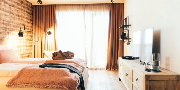 Hotel v rakúskych Alpách priamo pri zjazdovke: raňajky alebo gurmánska polpenzia, wellness aj karta výhod