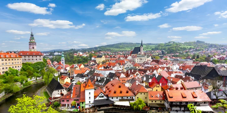 Historický hotel priamo v centre Českého Krumlova: raňajky alebo polpenzia a fľaša sektu