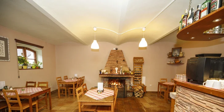 Dovolenka v podhradí Karlštejna: Príroda, pokoj a množstvo turistických zaujímavostí v okolí