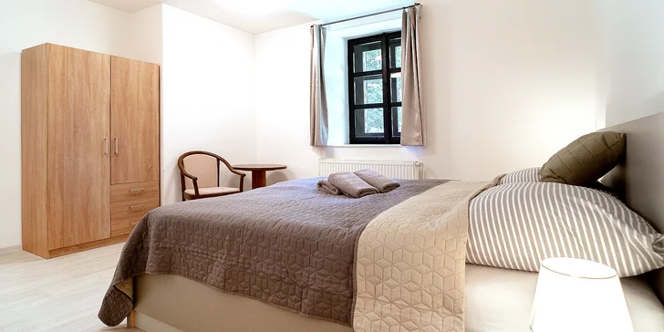 Kašperské Hory: pobyt v srdci nedotknutej šumavskej prírody, parkovanie zadarmo