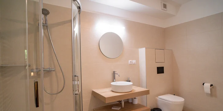 Kašperské Hory: pobyt v srdci nedotknutej šumavskej prírody, parkovanie zadarmo