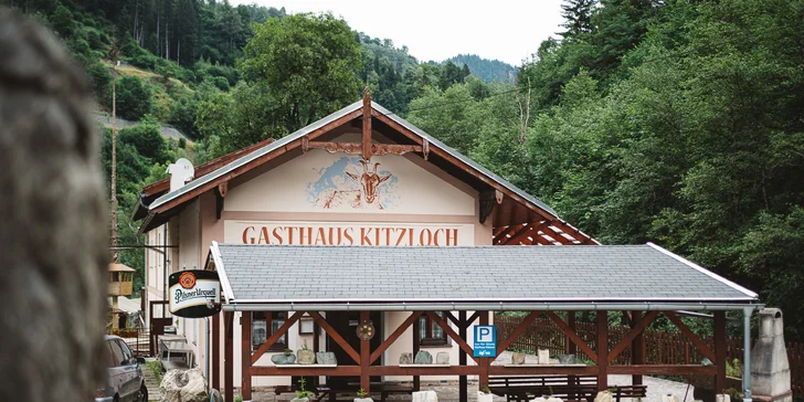 Pobyt s raňajkami alebo polpenziou v rakúskom penzióne neďaleko Zell am See a Kaprunu