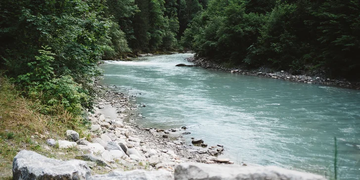Pobyt s raňajkami alebo polpenziou v rakúskom penzióne neďaleko Zell am See a Kaprunu