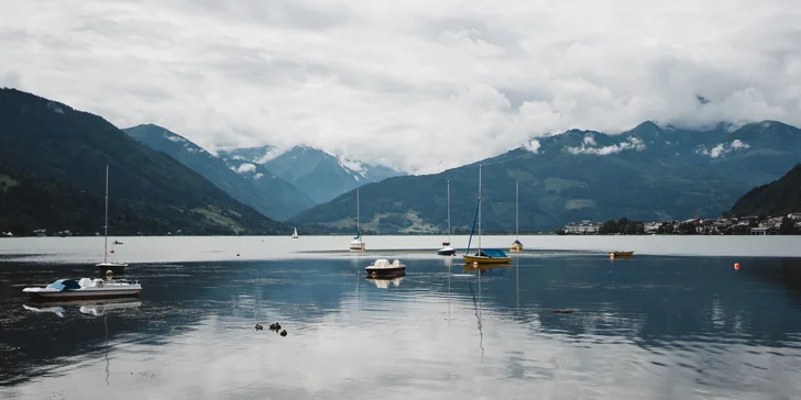 Pobyt s raňajkami alebo polpenziou v rakúskom penzióne neďaleko Zell am See a Kaprunu