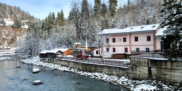 Pobyt s raňajkami alebo polpenziou v rakúskom penzióne neďaleko Zell am See a Kaprunu