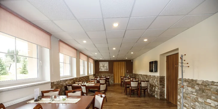 Pobyt v Jizerských horách pre pár aj rodinu: polpenzia a privátne wellness