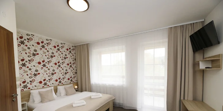 Pobyt v Jizerských horách pre pár aj rodinu: polpenzia a privátne wellness