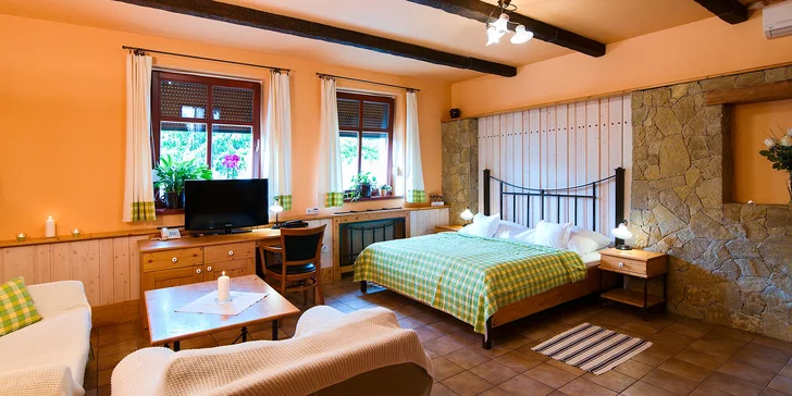 Štýlový hotel na južnej Morave s raňajkami, degustačnou večerou a fľašou vína