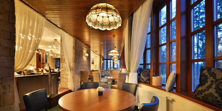 4* hotel v pokojnej časti Mariánskych Lázní: polpenzia, wellness aj procedúry