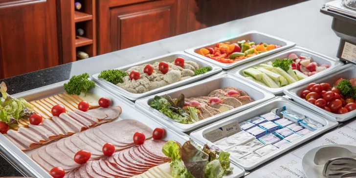 4* hotel v pokojnej časti Mariánskych Lázní: polpenzia, wellness aj procedúry