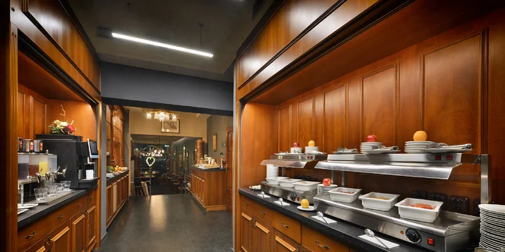 Česká Lípa a Máchov kraj: pobyt v 4* hoteli s polpenziou a wellness, na výber aj dámska jazda