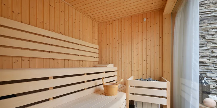 Česká Lípa a Máchov kraj: pobyt v 4* hoteli s polpenziou a wellness, na výber aj dámska jazda