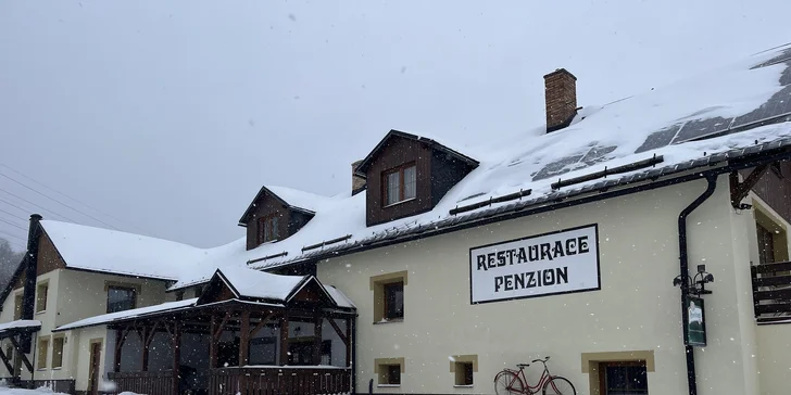 Pobyt v Jeseníkoch s raňajkami alebo polpenziou, minigolfom aj vstupom do wellness