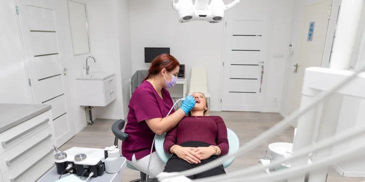 Profesionálne bielenie zubov Opalescence s dentálnou hygienou