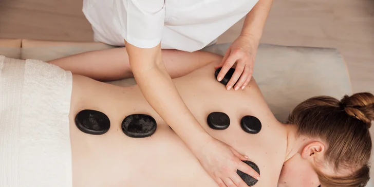 Masáže: klasická, medová, relaxačná, lávové kamene, bankovanie a iné