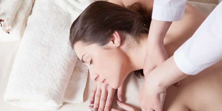 Masáže: klasická, medová, relaxačná, lávové kamene, bankovanie a iné