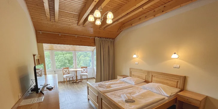 Dovolenka v Jáchymove: raňajky aj zľava na požičanie bicyklov a kolobežiek či do lanového parku