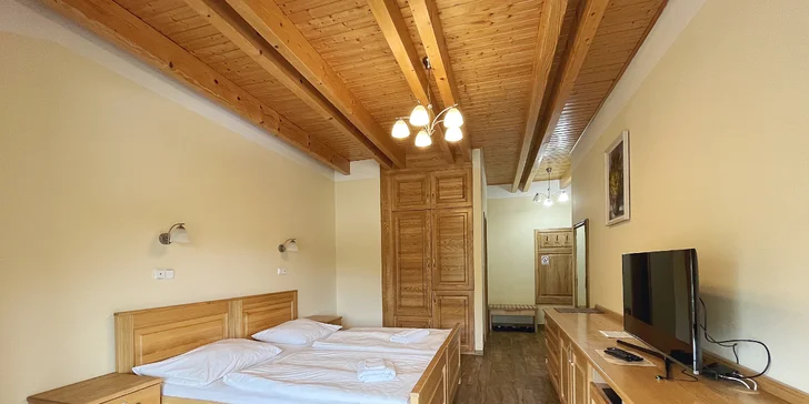 Dovolenka v Jáchymove: raňajky aj zľava na požičanie bicyklov a kolobežiek či do lanového parku