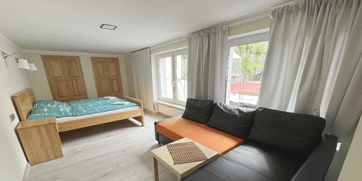 Dovolenka v Jáchymove: raňajky aj zľava na požičanie bicyklov a kolobežiek či do lanového parku