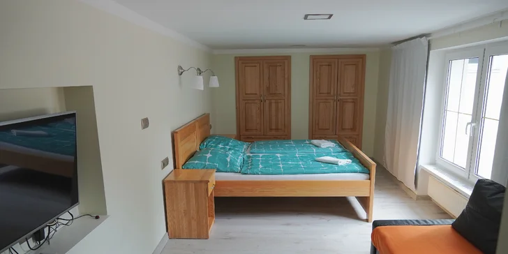 Dovolenka v Jáchymove: raňajky aj zľava na požičanie bicyklov a kolobežiek či do lanového parku