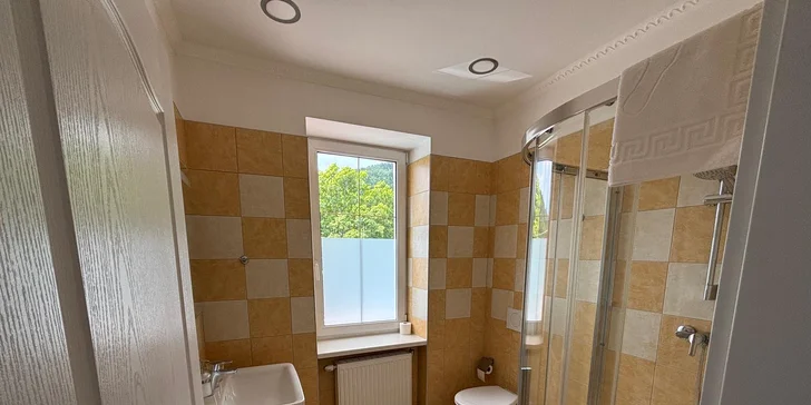 Dovolenka v Jáchymove: raňajky aj zľava na požičanie bicyklov a kolobežiek či do lanového parku