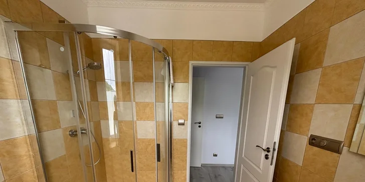 Dovolenka v Jáchymove: raňajky aj zľava na požičanie bicyklov a kolobežiek či do lanového parku