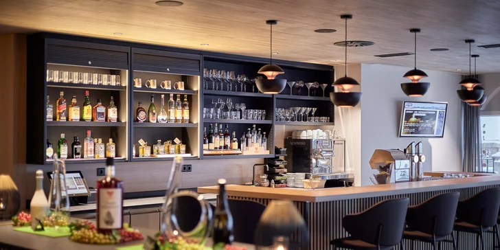 Údolie Ötztal: Hotel Alpenaussicht kúsok od svahu, nádherné výhľady, jedlo aj wellness