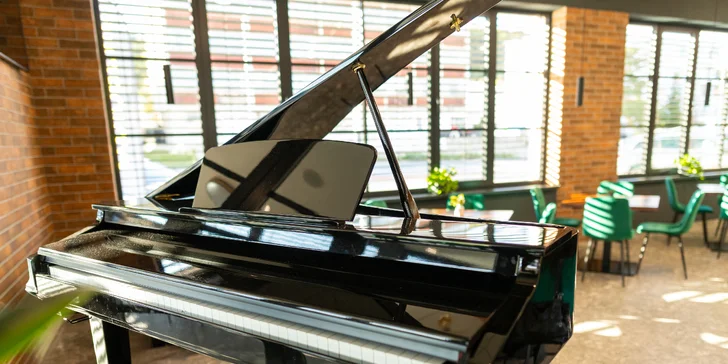 Trojchodové menu alebo kávička s tiramisu v Urpiner restaurant & pub v Banskej Bystrici