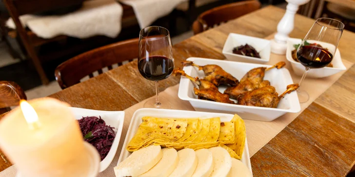Kačacie hody s pohárom vína pre 4 osoby v Pilsner Restaurant u Kemov
