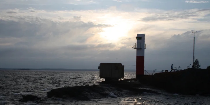 Dom v Škandinávii pre 2-7 osôb: medzi lesmi a jazerami pod polárnym kruhom, český majiteľ so skvelým hodnotením