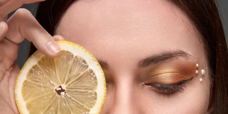 Líčenie, účes aj profesionálne fotenie, ktoré nechajú vašu prirodzenú krásu zažiariť