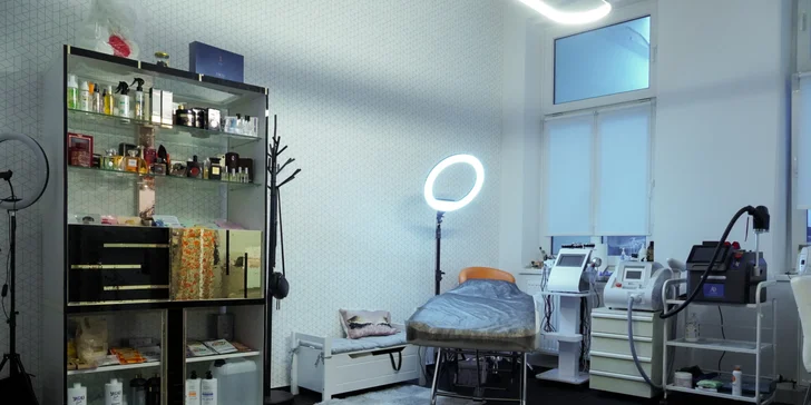 Líčenie, účes aj profesionálne fotenie, ktoré nechajú vašu prirodzenú krásu zažiariť