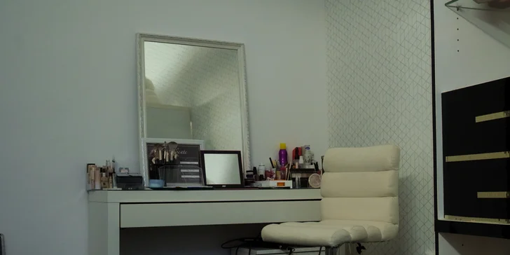 Líčenie, účes aj profesionálne fotenie, ktoré nechajú vašu prirodzenú krásu zažiariť