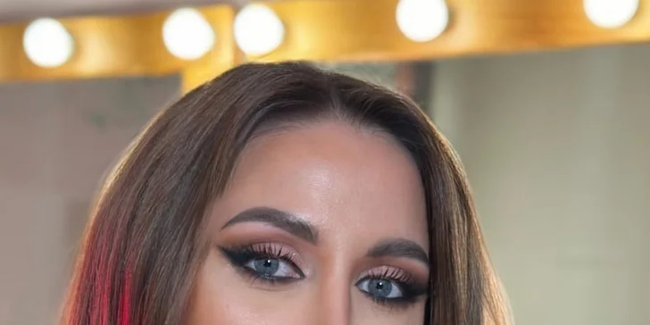 Líčenie, účes aj profesionálne fotenie, ktoré nechajú vašu prirodzenú krásu zažiariť