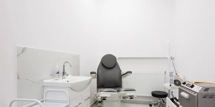 Suchá pedikúra, gélové nechty alebo wellness pre ruky i nohy