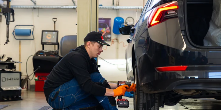 Výmena či prezutie s vyvážením alebo možnosť sezónneho uskladnenia pneumatík či kolies