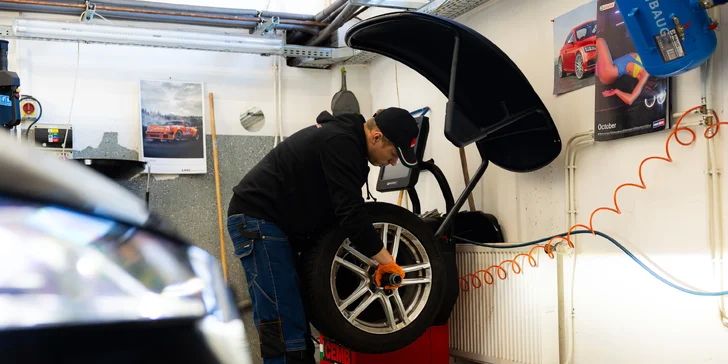 Výmena či prezutie s vyvážením alebo možnosť sezónneho uskladnenia pneumatík či kolies