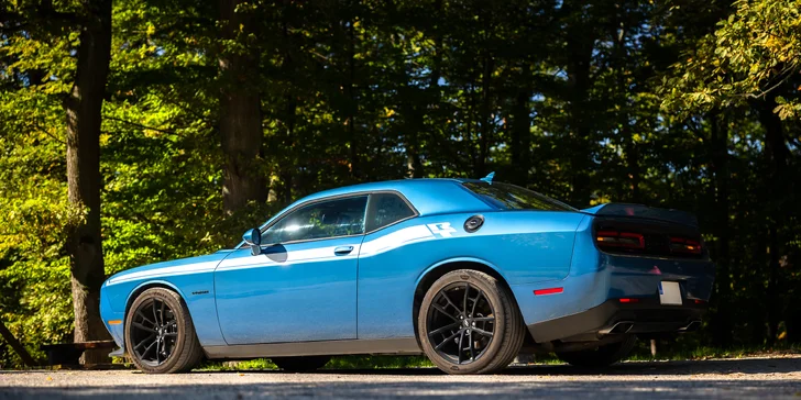 Prenájom legendárnej klasiky Dodge Challenger od 60 minút až na celý víkend