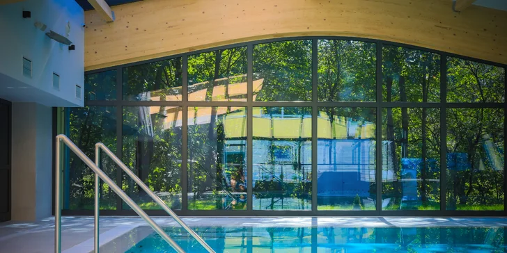 Pobyt v Ustroni s raňajkami alebo polpenziou a neobmedzeným wellness